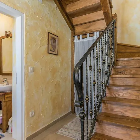 Natura Mikulezi Stalije