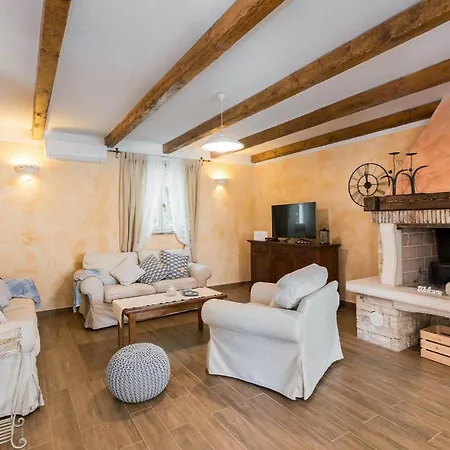 Natura Mikulezi * Stalije